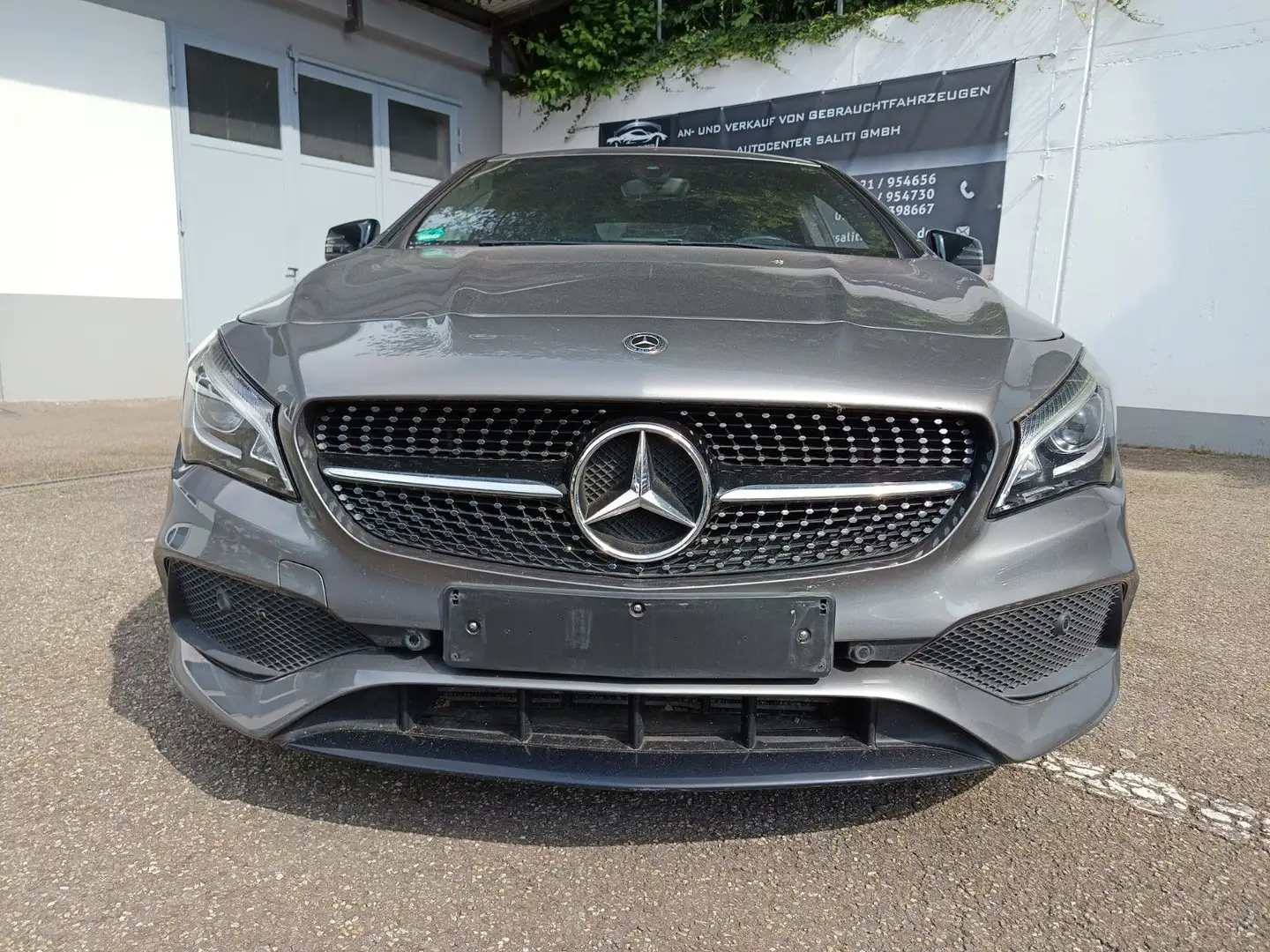 Mercedes-Benz CLA 220 CLA -Klasse CLA 220 CDI / d  AMG Line Gris - 2