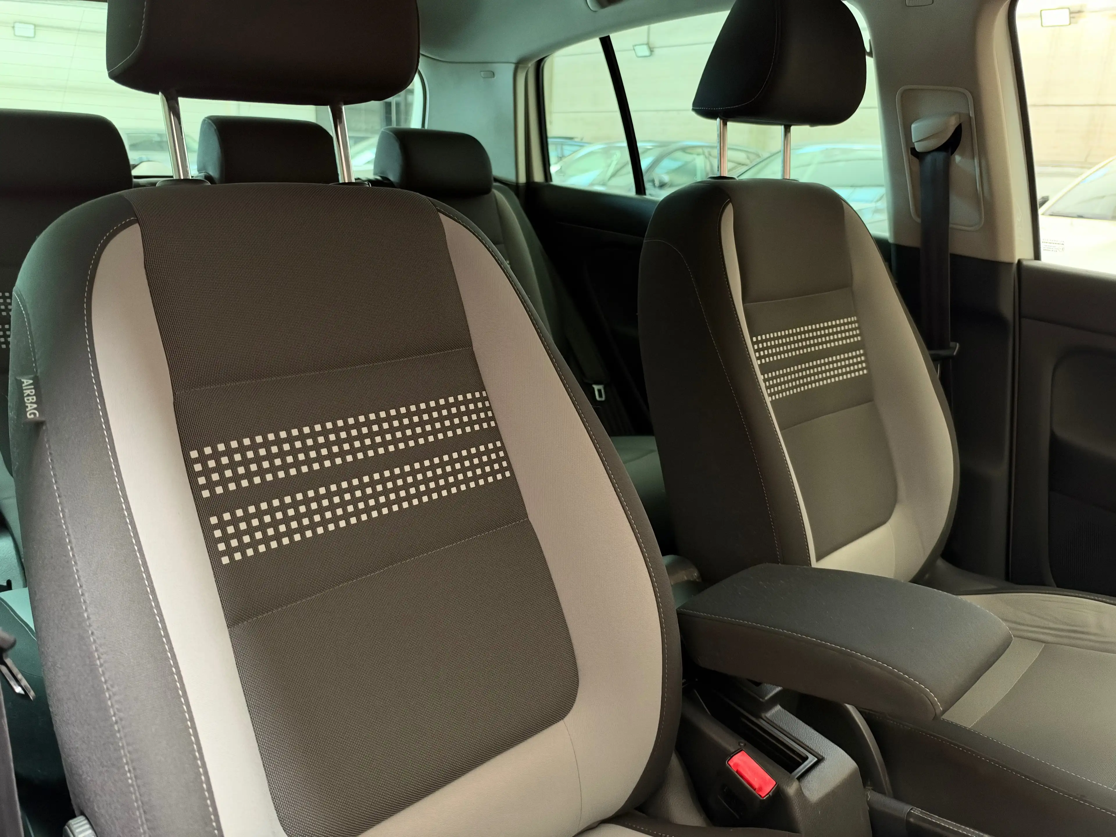Volkswagen Golf Plus Golf Plus 1.6 CR TDi Highline DPF DSG — photo 9