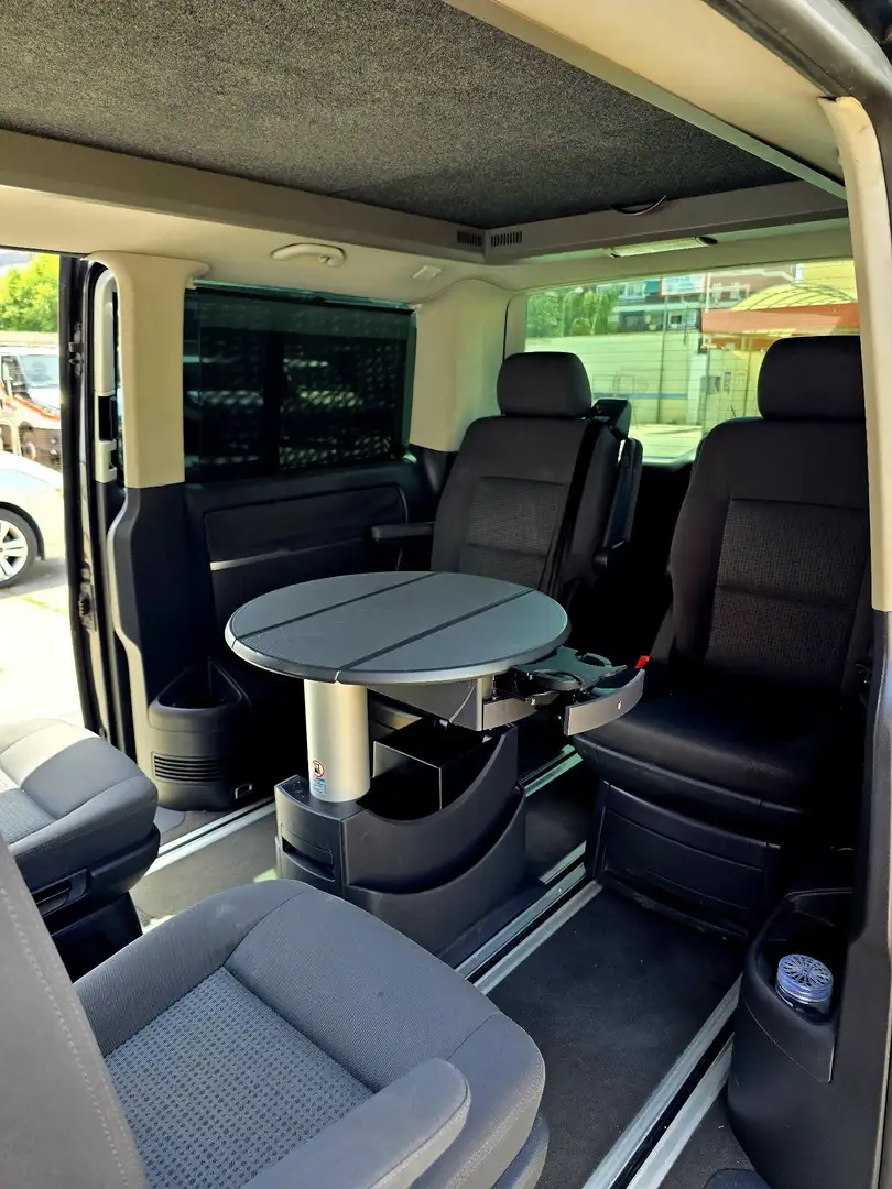 Volkswagen T5 Multivan 3.2 V6 Comfortline Tiptronic - 2