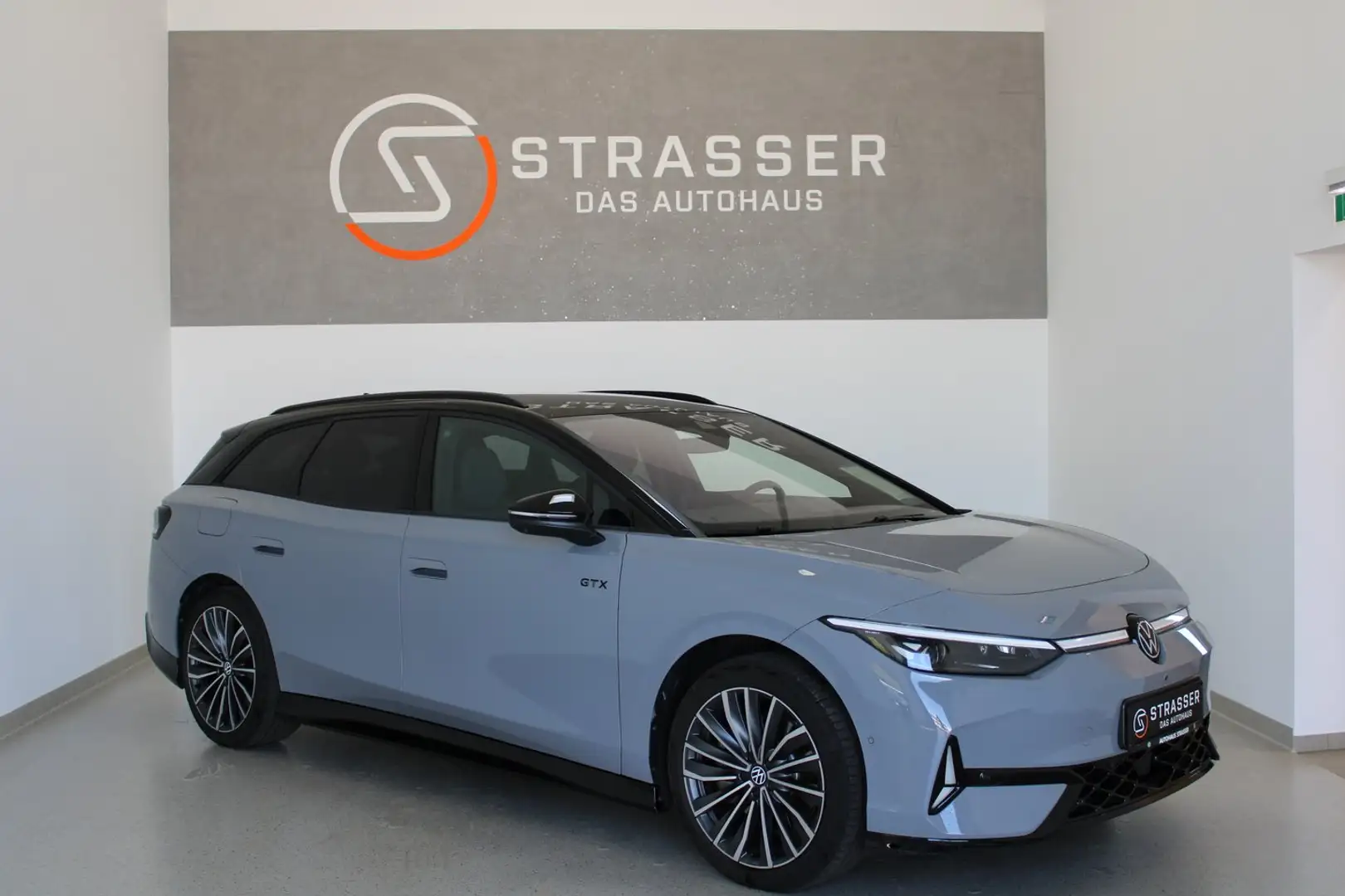Volkswagen ID.7 Tourer GTX 4MOTION 250kW Business Grau - 1