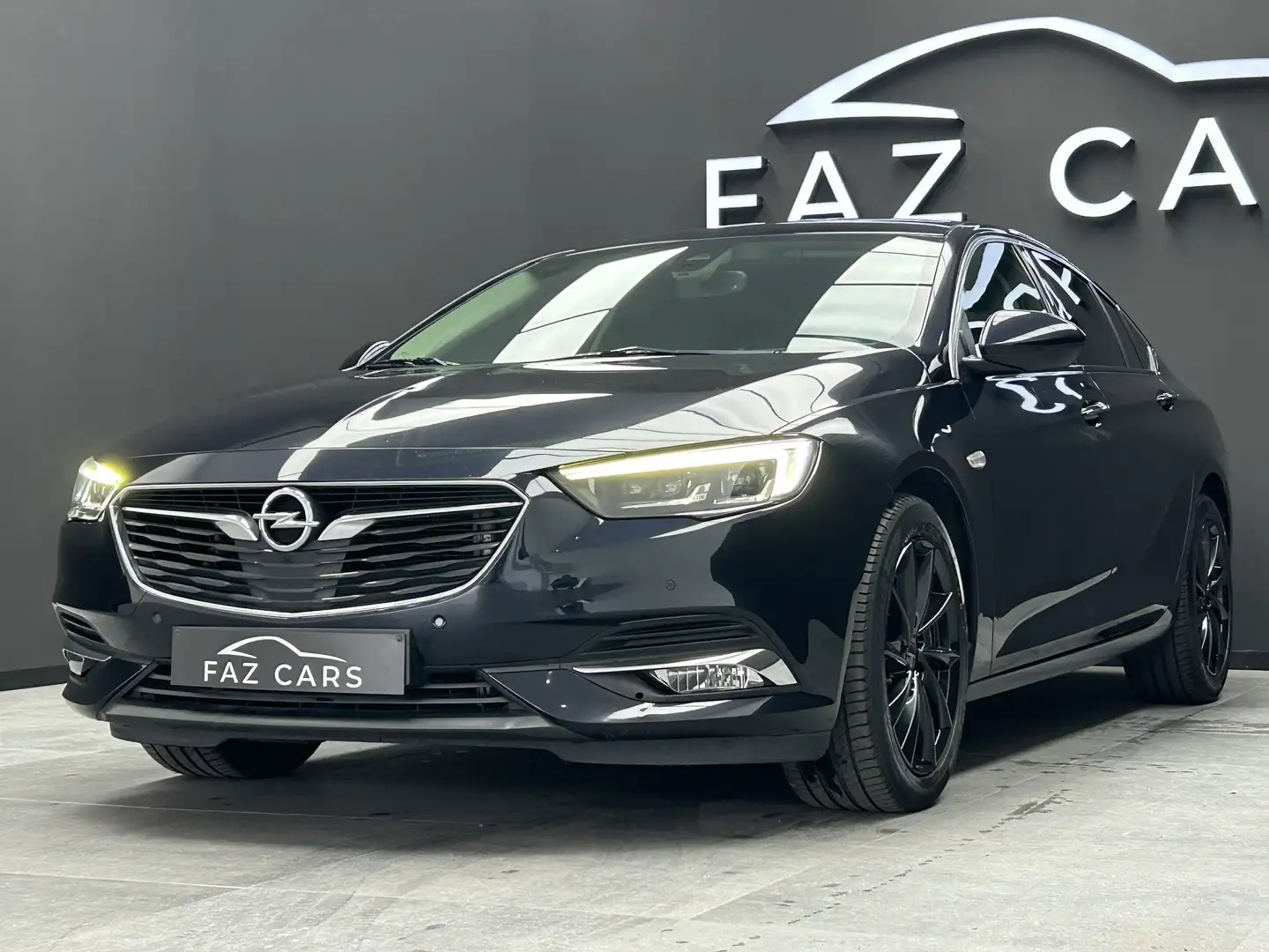 Opel Insignia Grand Sport 2.0 CDTI * CUIR + GPS + GARANTIE * Bleu - 2
