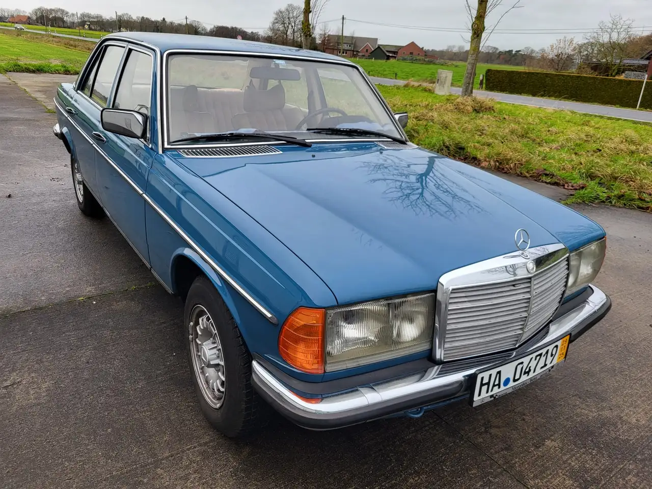 Mercedes-Benz 280
