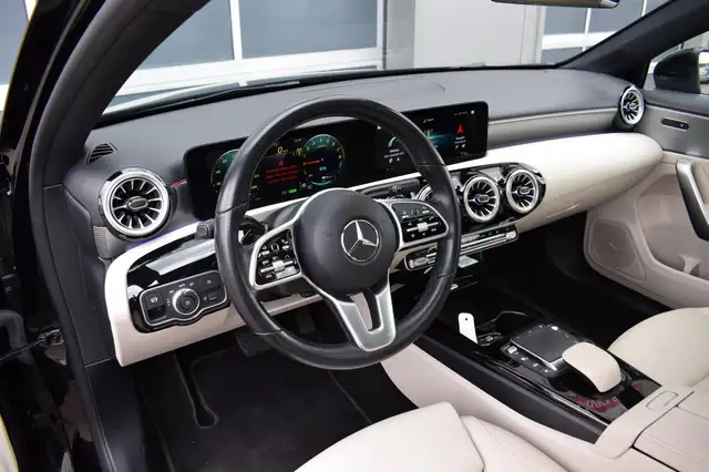 Mercedes-Benz A-Class view 4