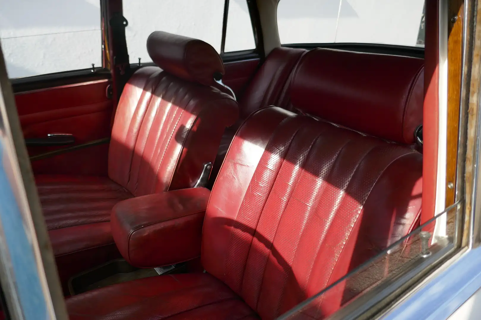 Mercedes-Benz 220 S Heckflosse (W111) Blanco - 2