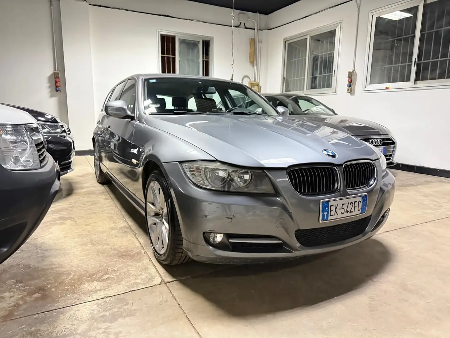 BMW 318 318d Touring 2.0 Futura c/pelle 143cv - 2
