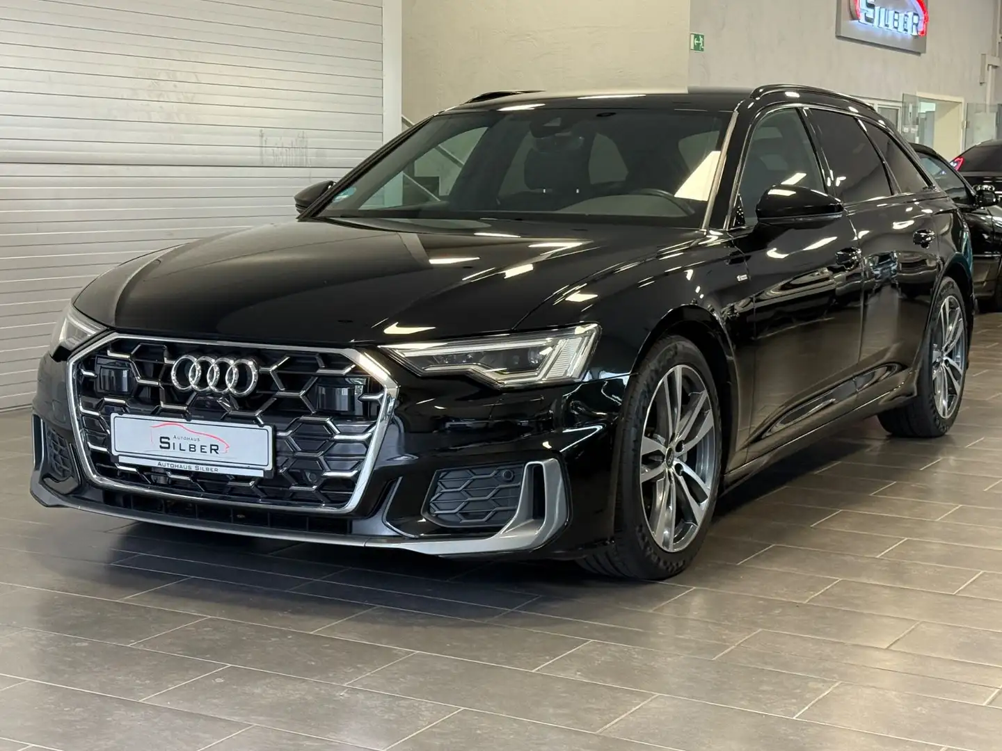 Audi A6 Avant 40 TDI S-Line Virtual/AHK/Matrix/19" Schwarz - 1