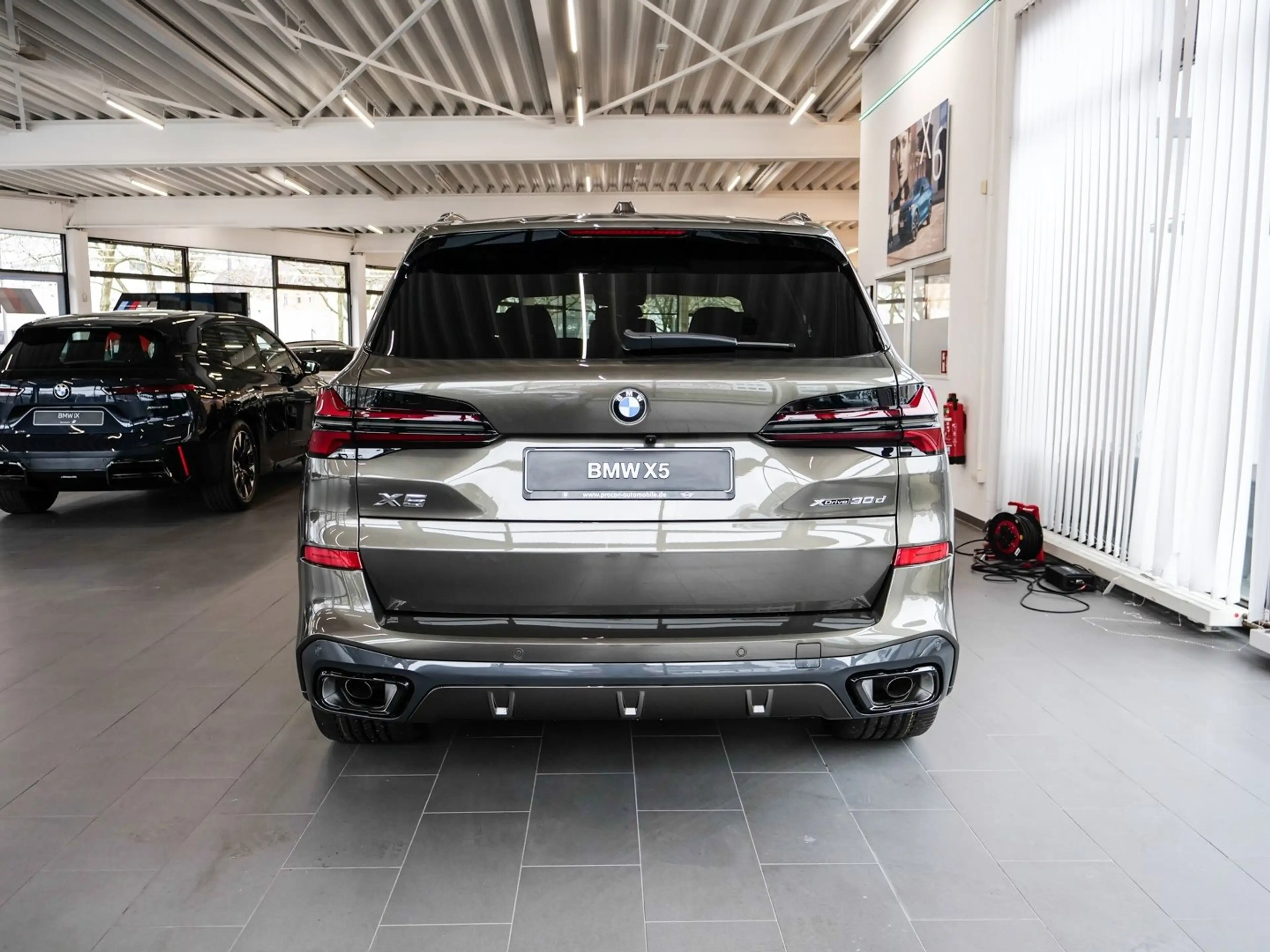 BMW X5 xDrive30d M Sport Pro PANO CARBON Soft-close — photo 5
