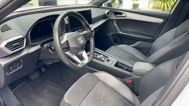 Seat Leon view 8