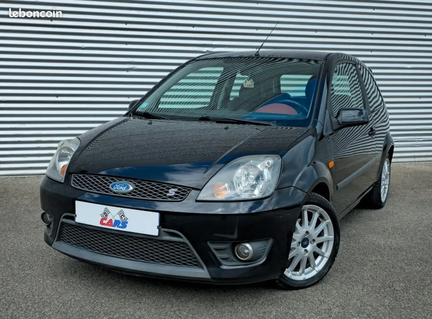 Ford Fiesta 1.4 SPORT 80cv clim Zwart - 1