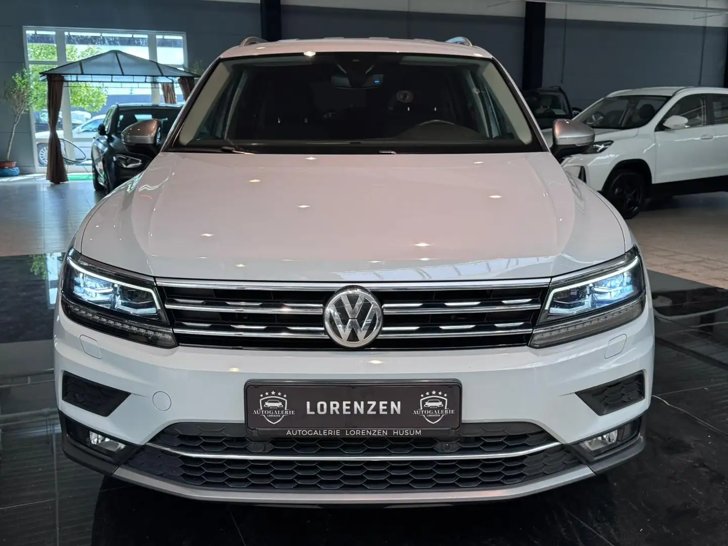Volkswagen Tiguan Allspace Highline 4M Kamera Navi SthzgAHK Silber - 2