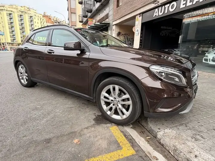 Mercedes-Benz GLA 2015, foto 2