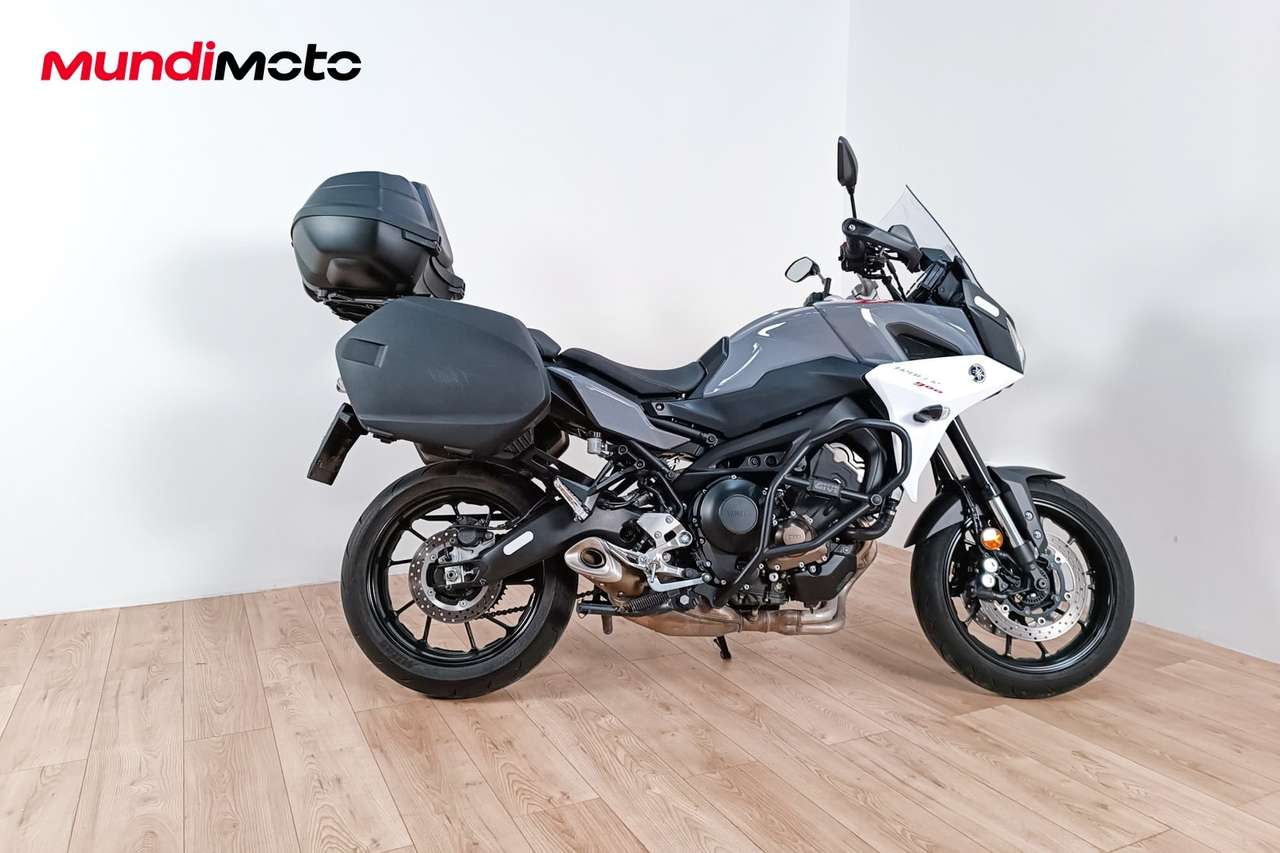 Yamaha Tracer 900