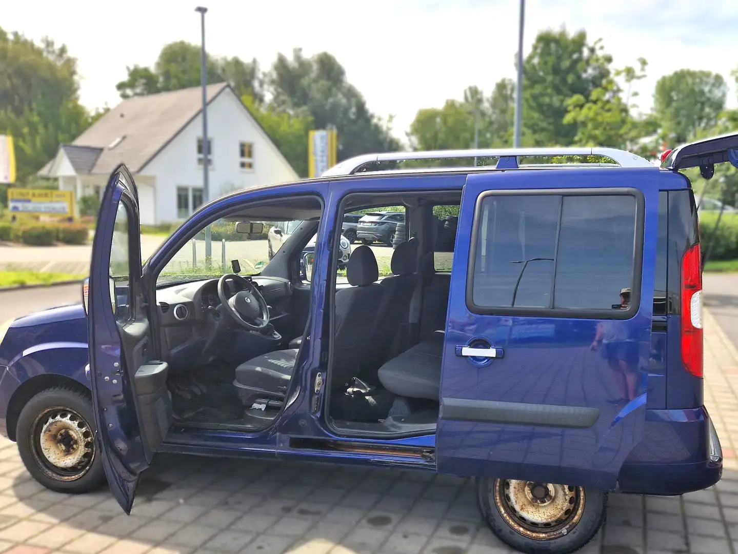 Fiat Doblo Malibu 1.4 8V | 2. Hand, Tüv bis April 26 Blue - 2