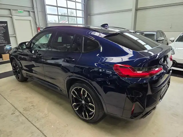 BMW X4 M view 14