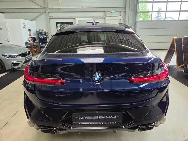 BMW X4 M view 12