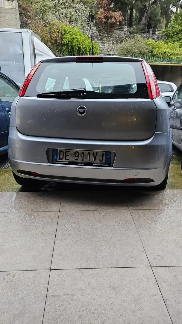 Fiat Grande Punto 5p 1.3 mjt 16v Emotion 90cv 6m - 2