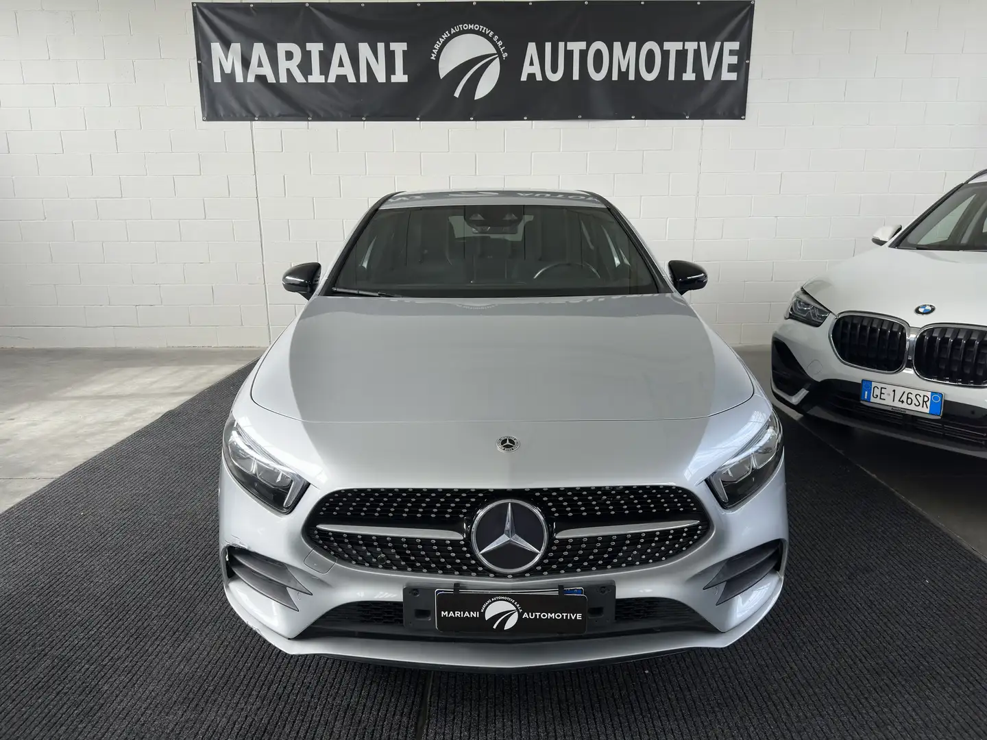 Mercedes-Benz A 250 e phev (eq-power) Premium auto Grigio - 1