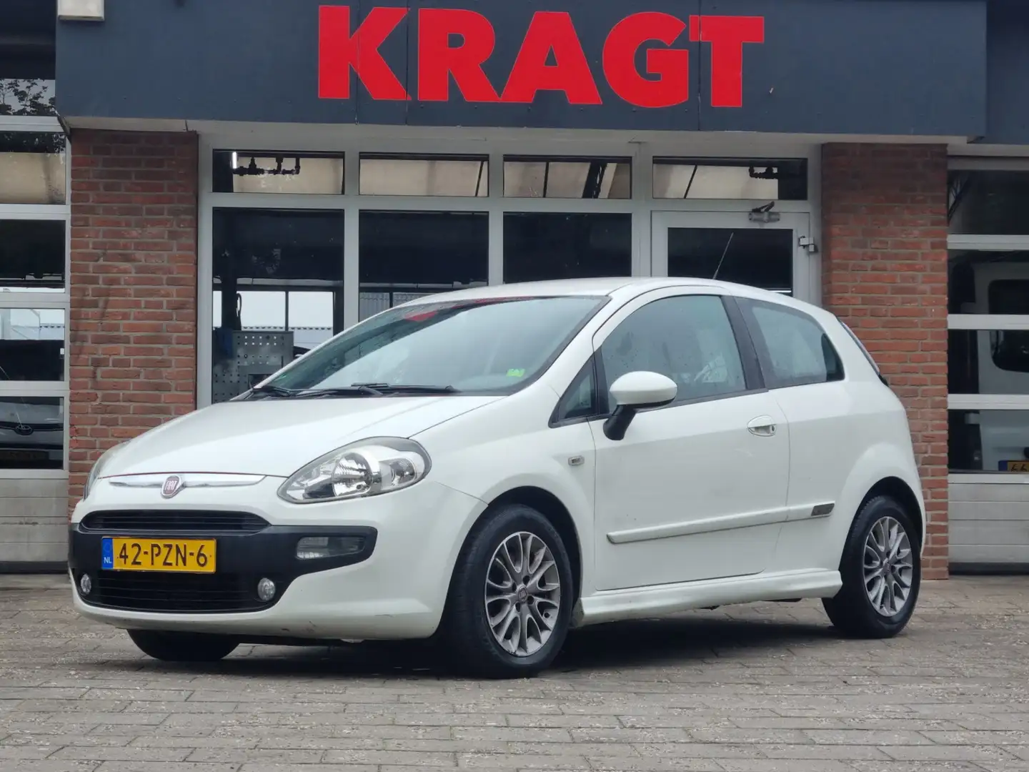 Fiat Punto Evo Dynamic 1.3 M-Jet 84 pk 3drs - lichtmetaal - Wit - 1