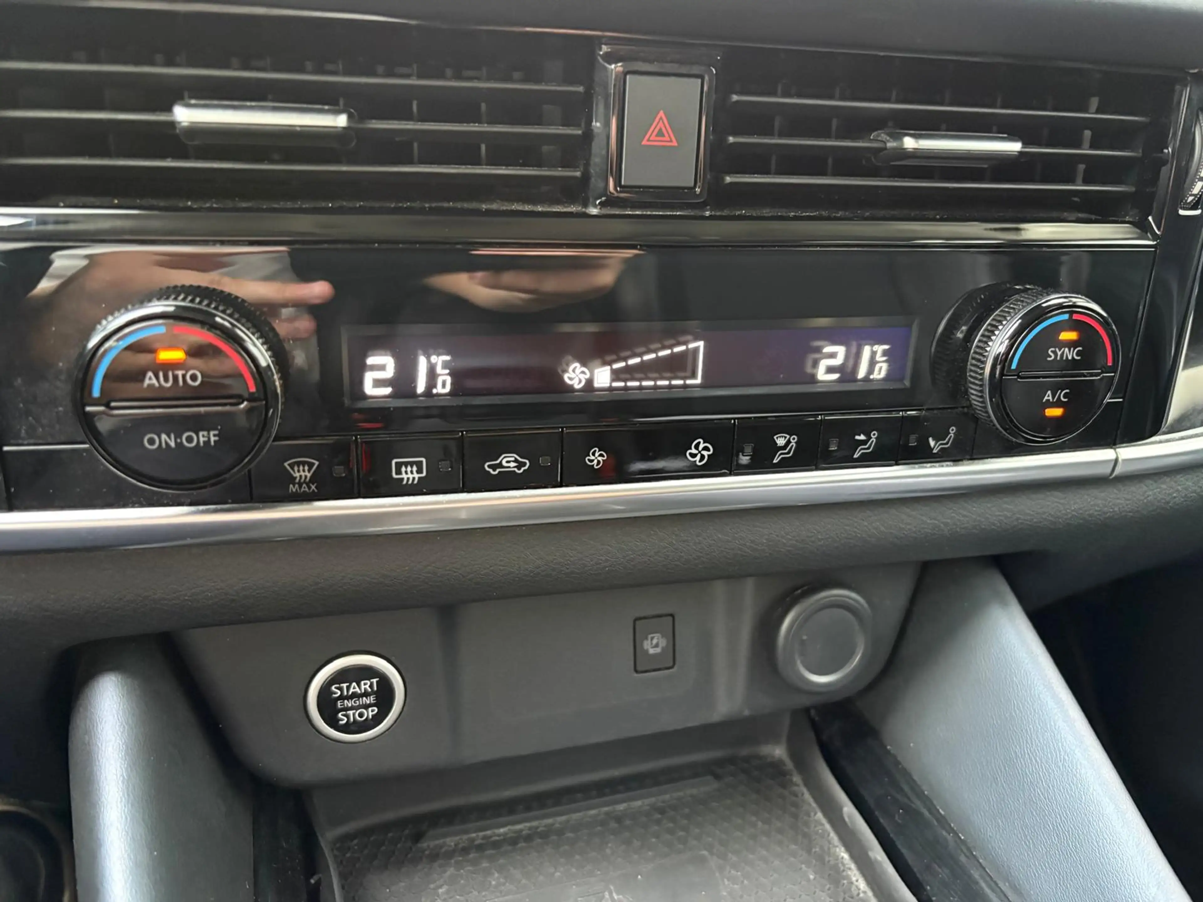 Nissan Qashqai 1.3 DIG-T 160PK Automaat N-Connecta Camera/Parkeer — photo 21
