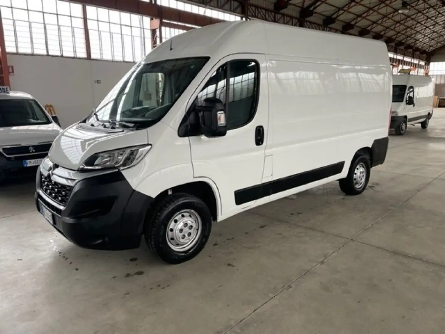 Citroen Jumper 33 BlueHDi 120 S&S PM-TM Furgone Bianco - 2