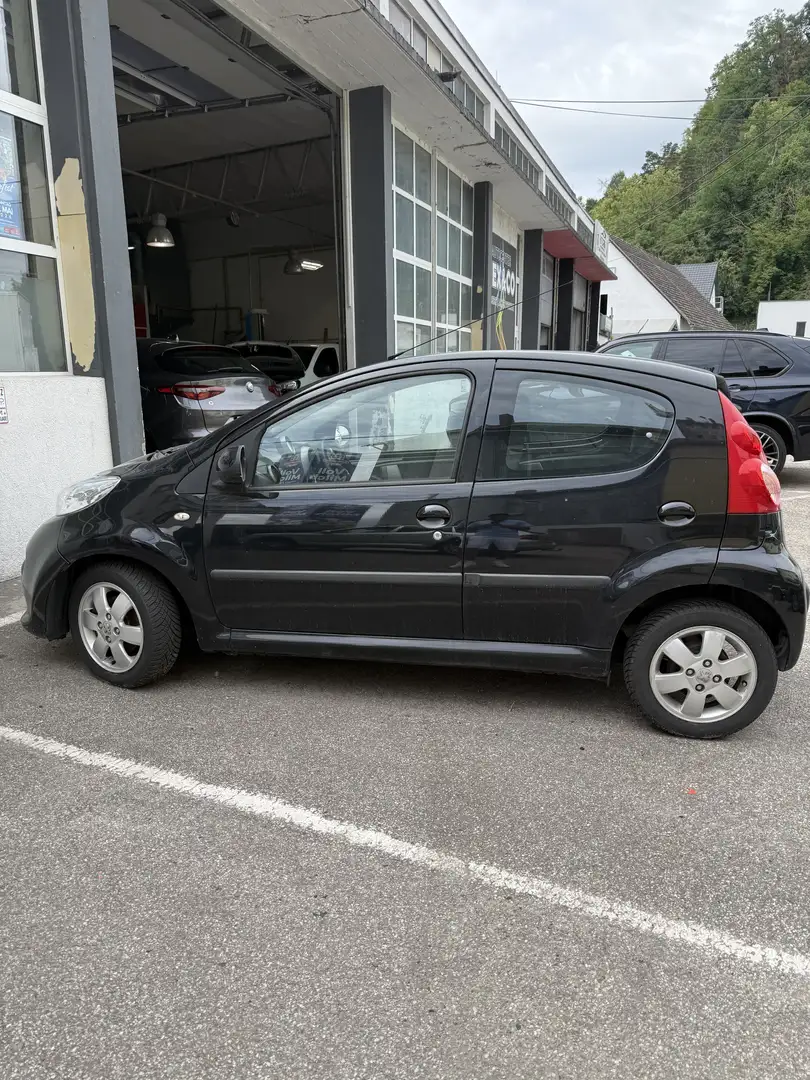 Peugeot 107 Urban 1,0 12V 2-Tronic - 2