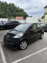 Urban 1,0 12V 2-Tronic