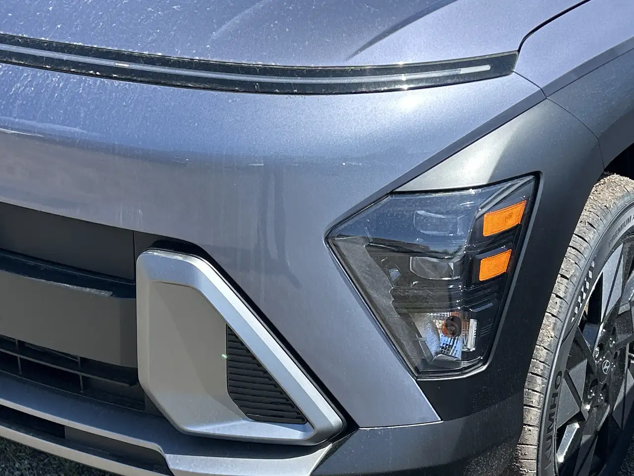 Hyundai KONA снимка Hyundai KONA