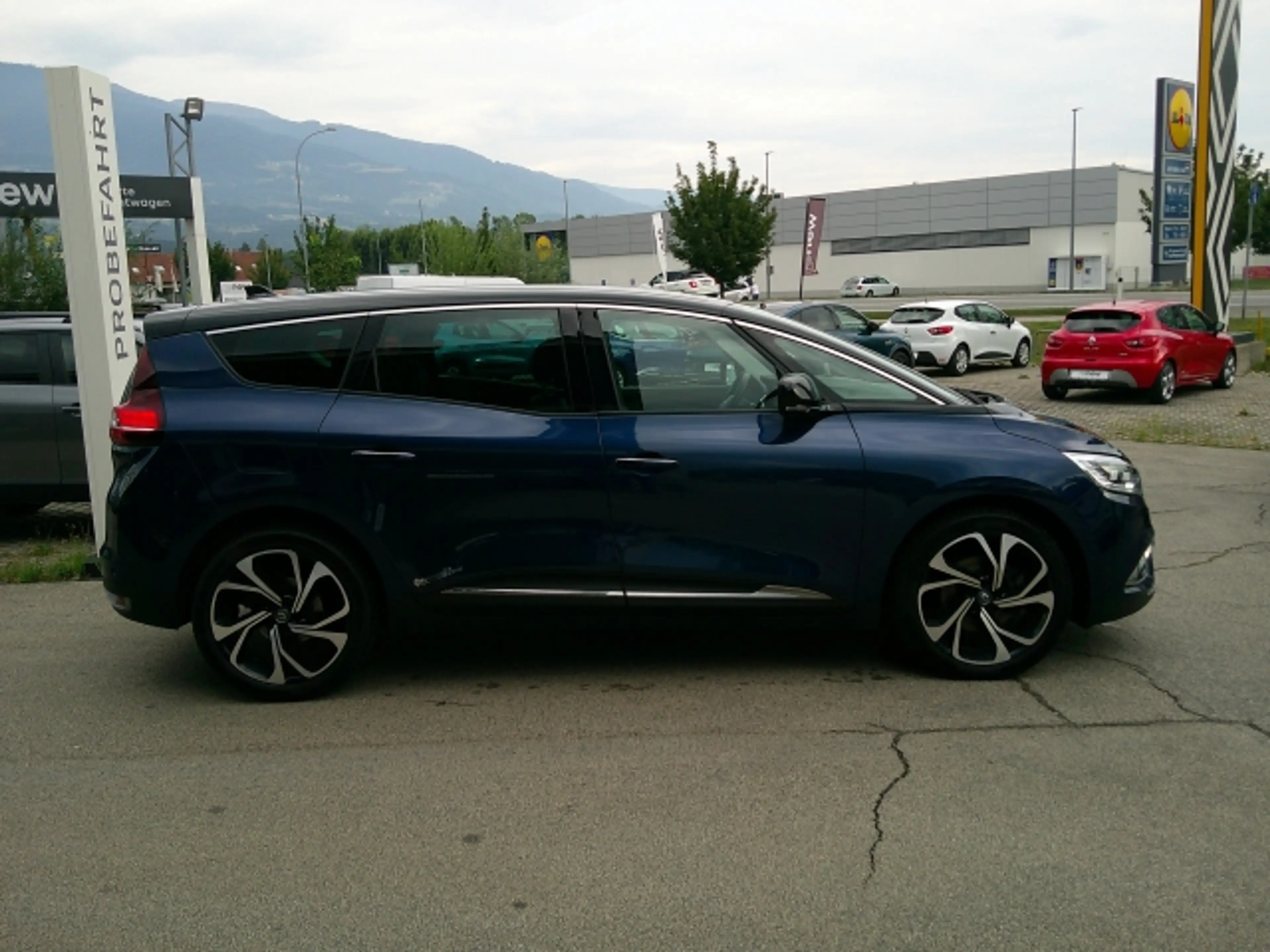 Renault Grand Scenic GRAND SCENIC Executiive TCe 160 EDC — photo 4