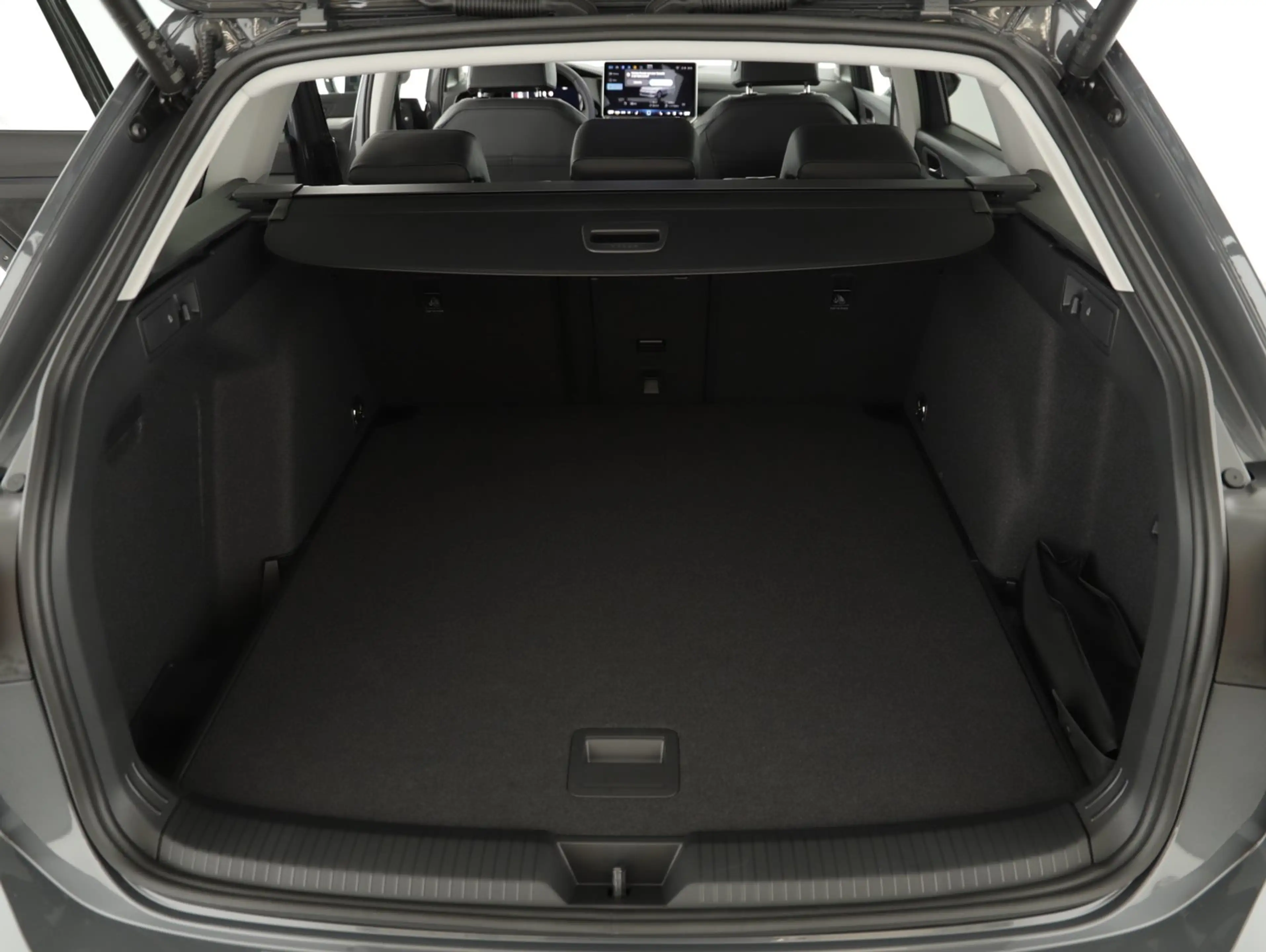 Volkswagen Golf Variant Business TSI — photo 12