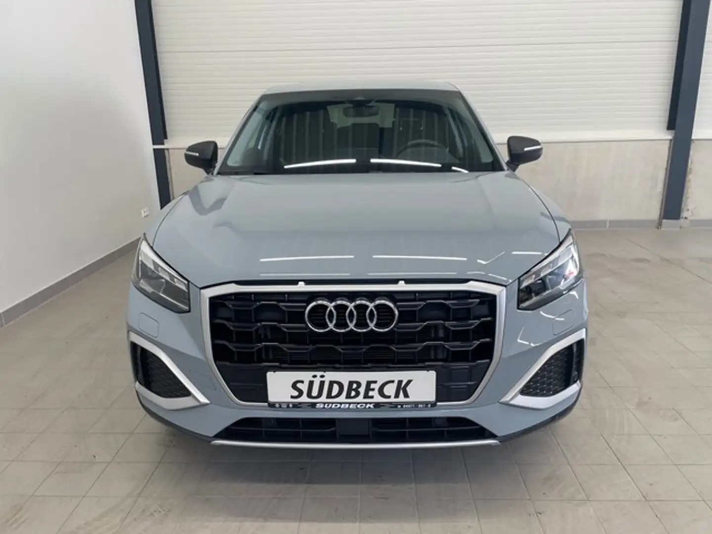 Audi Q2 35 TFSI advanced SOUND-SYSTEM+MATRIX+KAMERA+AHK... Grau - 2