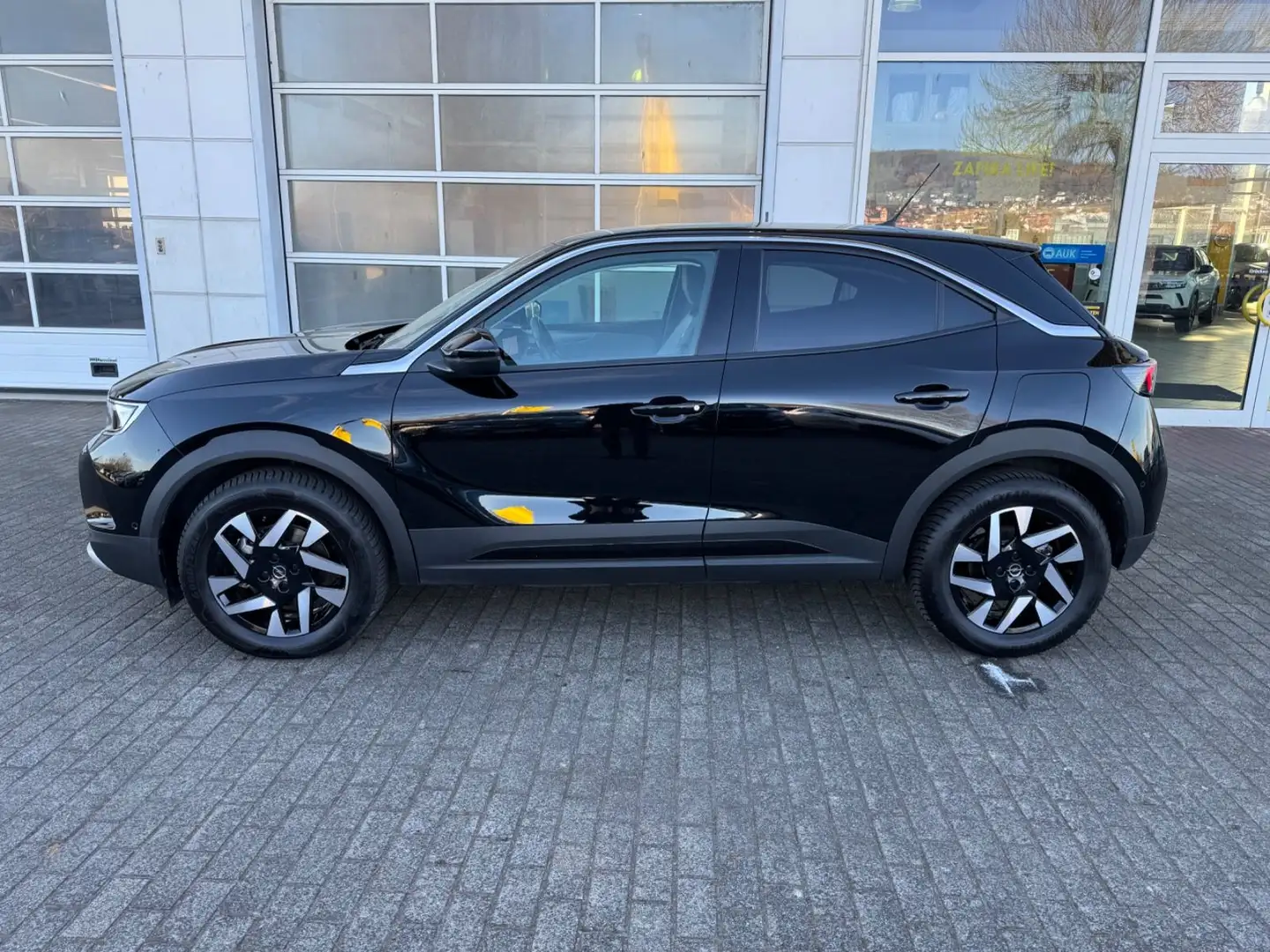 Opel Mokka e Elegance Schwarz - 2