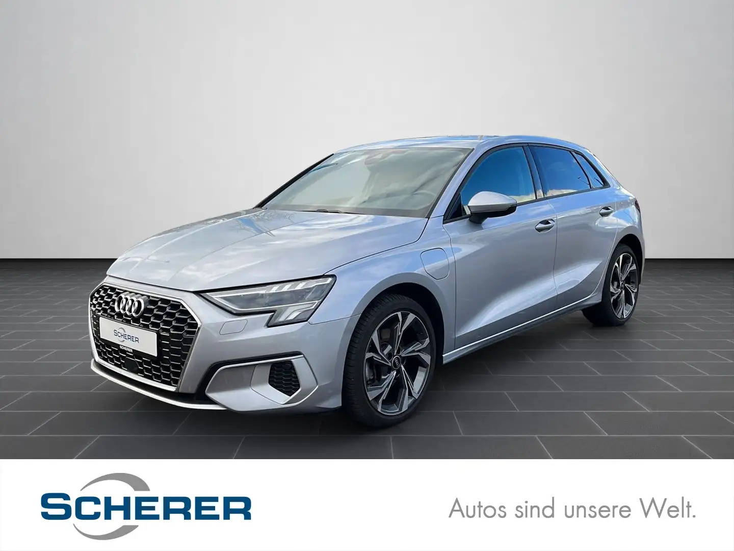 Audi A3 TFSI e advanced 40 SZH*EPH*KESSY uv Silber - 1