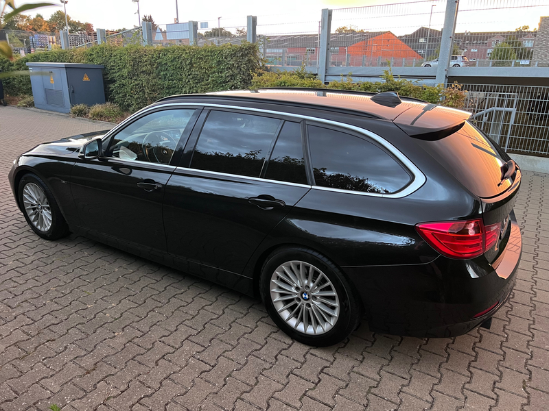 BMW 318 318 d Automat voll Scheckheft — photo 4
