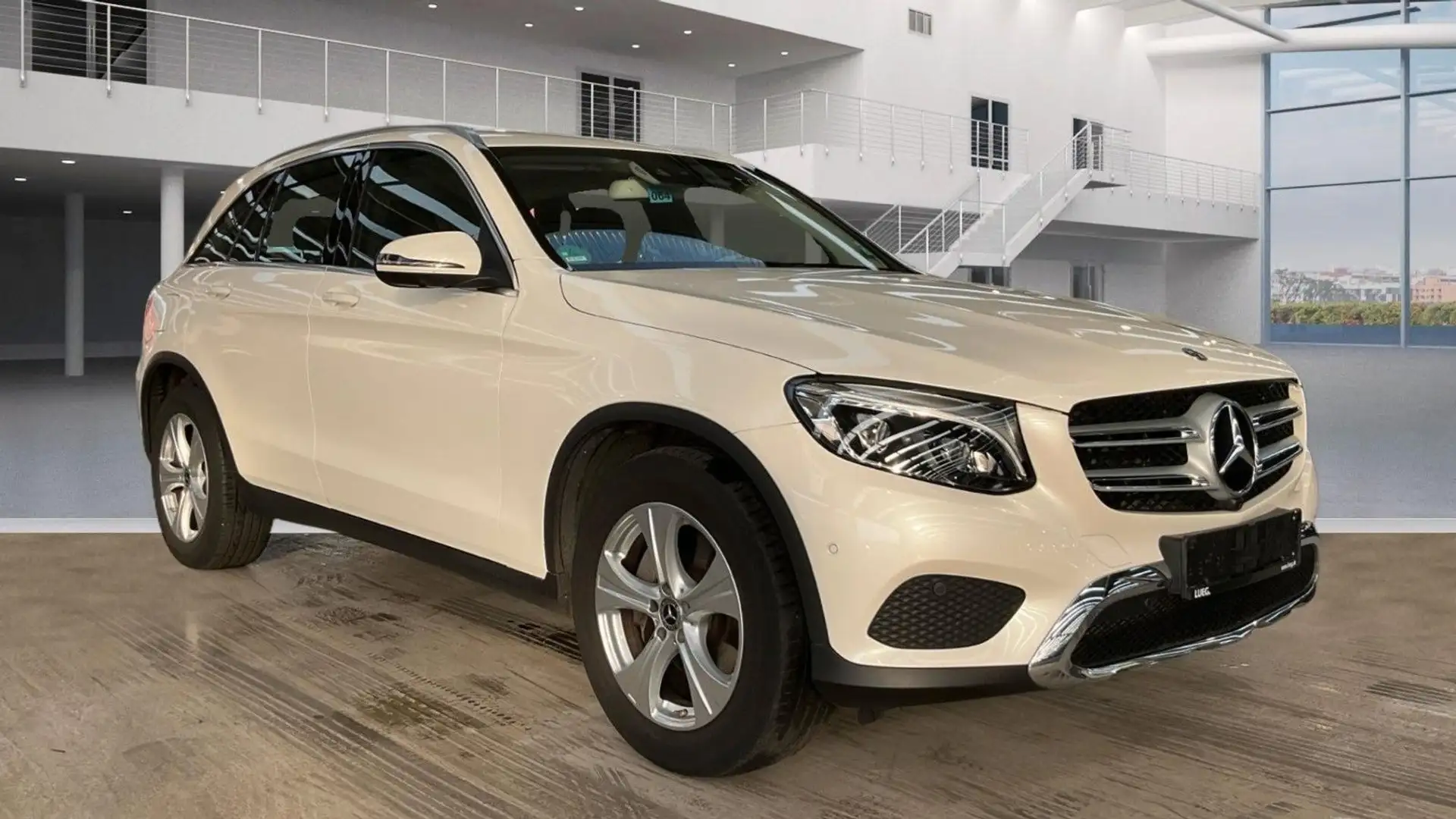 Mercedes-Benz GLC 250 GLC250 4Matic Echt-Leder LED Kamera Elekt.Klappe Blanc - 1