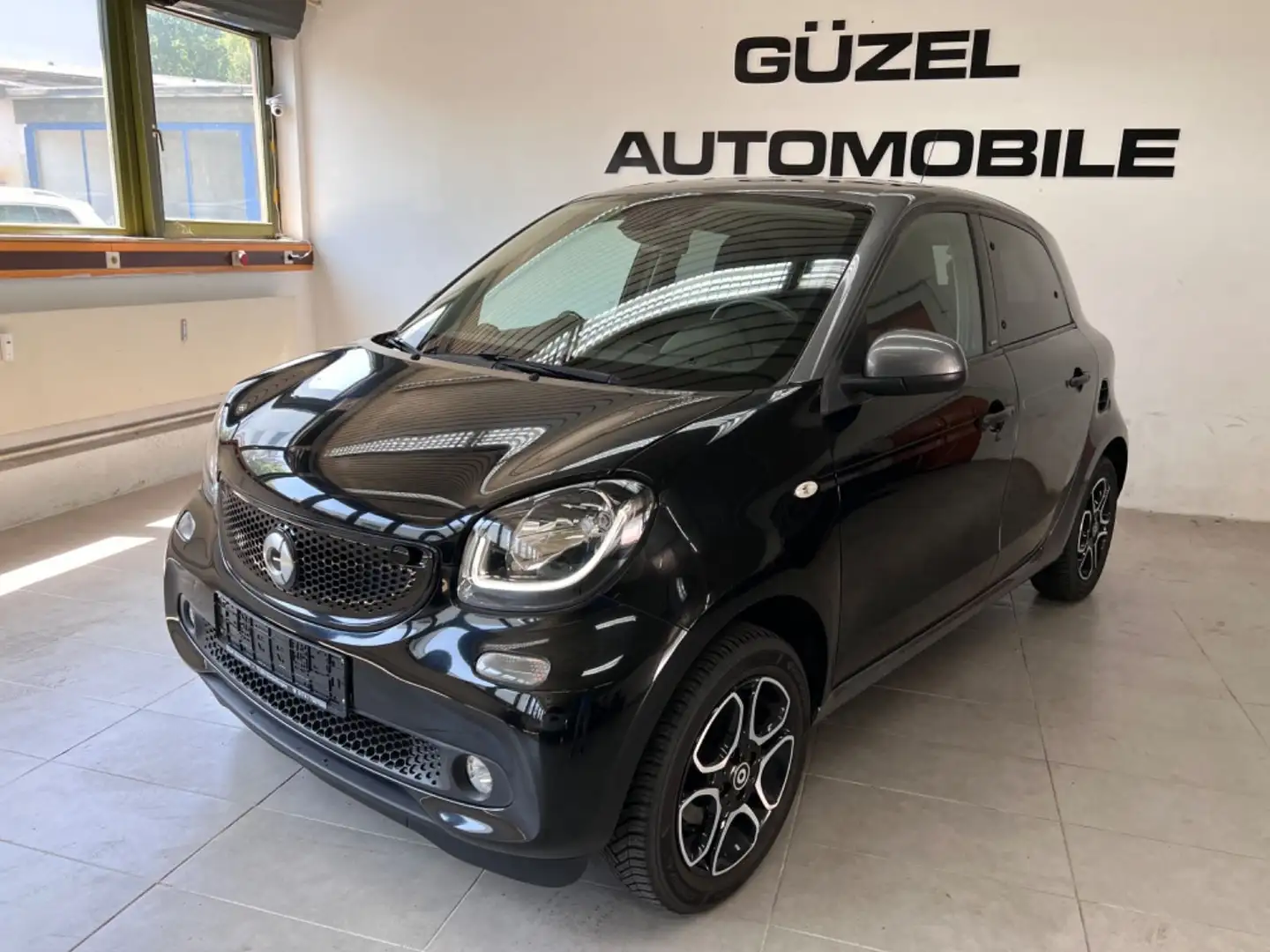 smart forFour PASSION/AUTOMATIK/SHZ/ALU/KLIMA/EURO6 Schwarz - 2