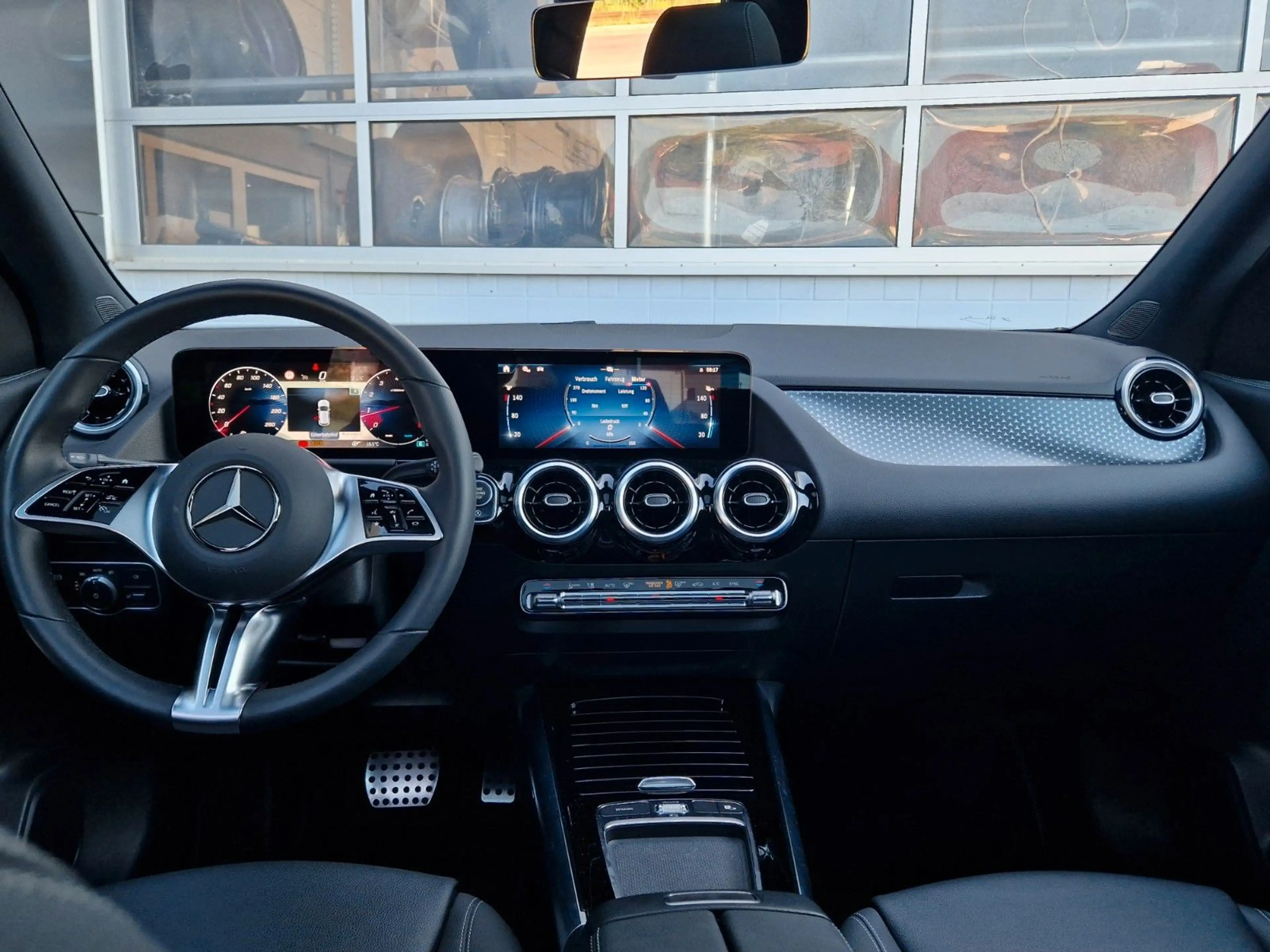 Mercedes-Benz GLA 200 Progressive|AHK|Memo|Pano|360|Easy-P|LED — photo 7