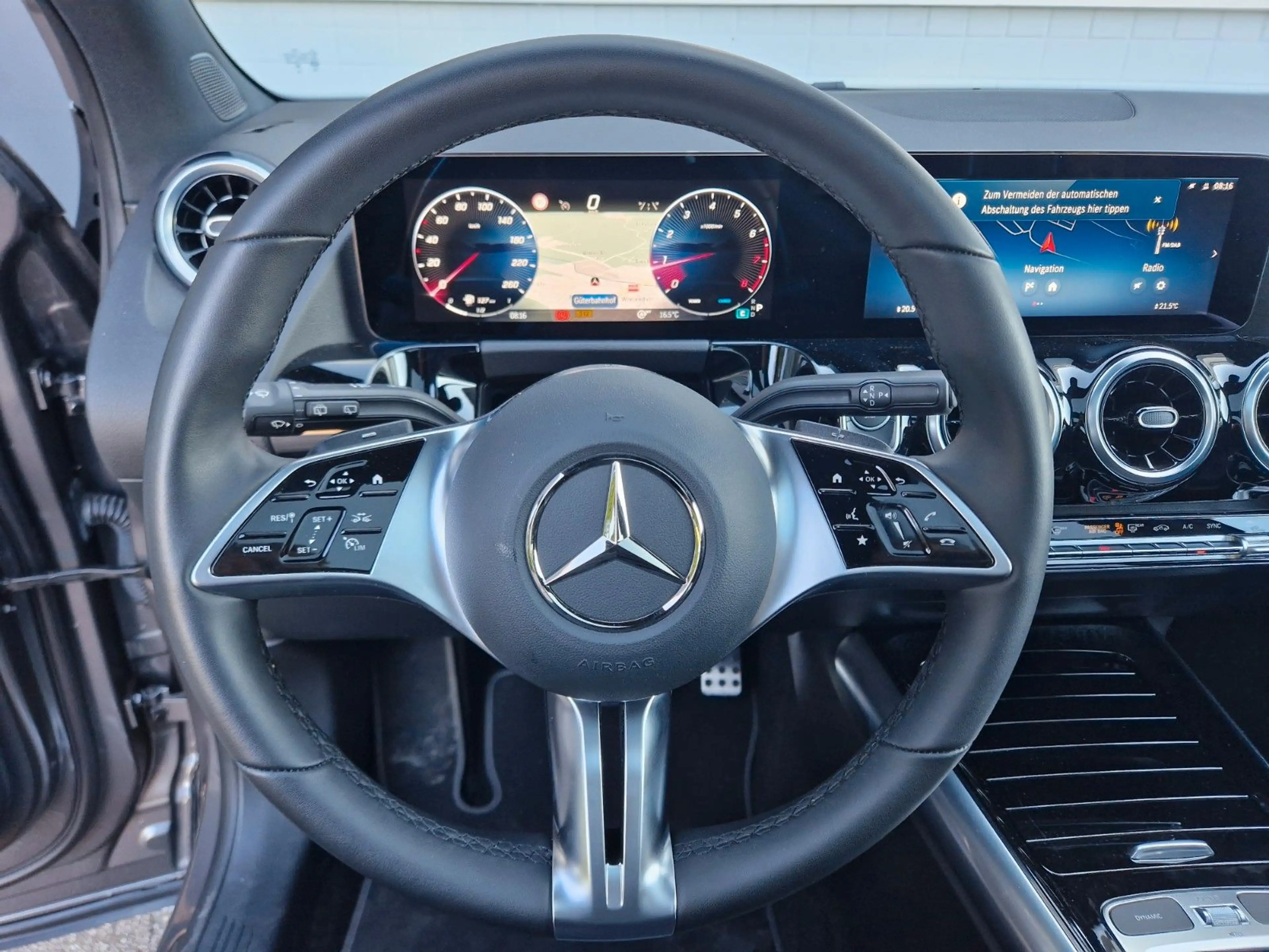 Mercedes-Benz GLA 200 Progressive|AHK|Memo|Pano|360|Easy-P|LED — photo 9