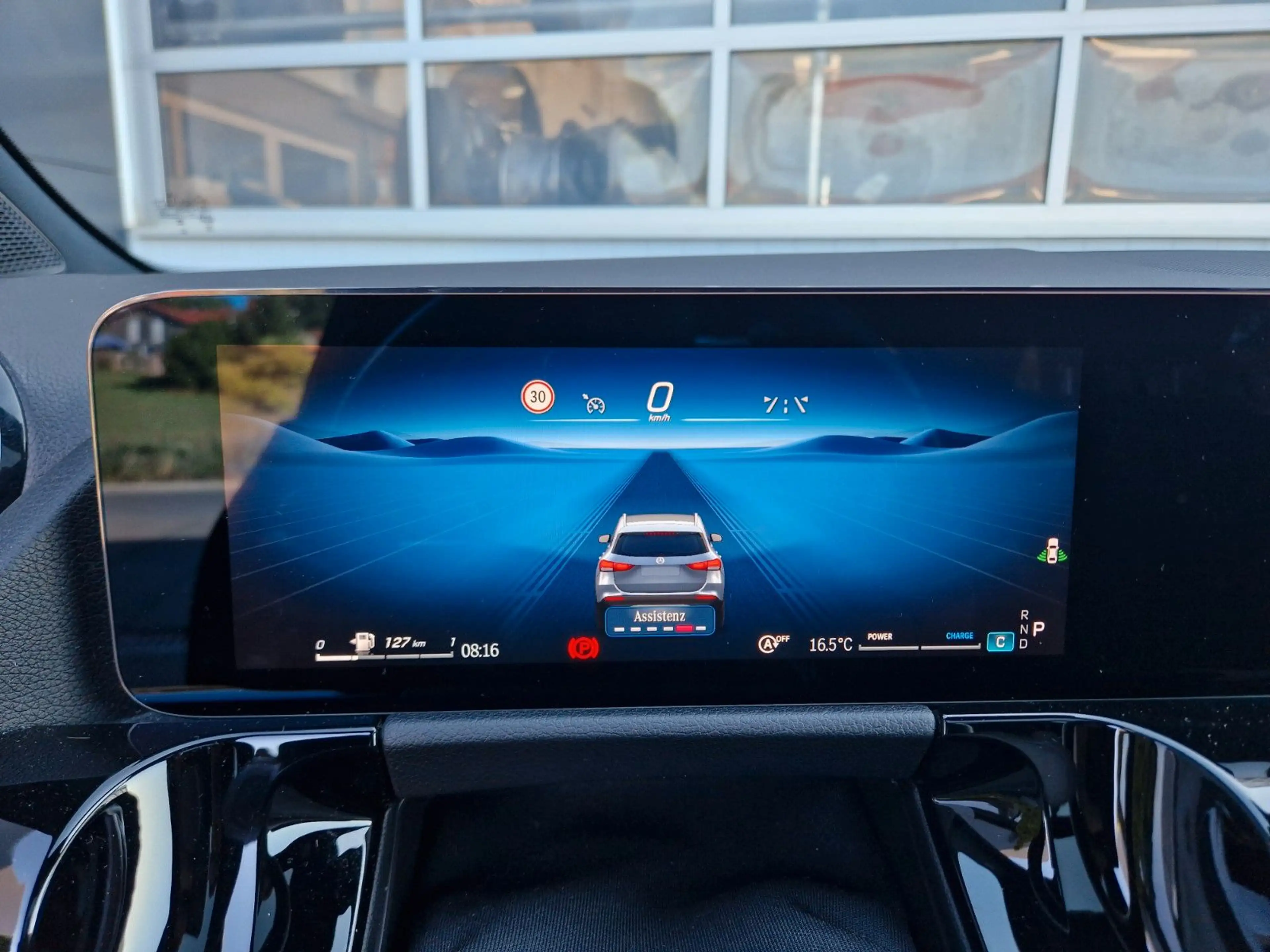 Mercedes-Benz GLA 200 Progressive|AHK|Memo|Pano|360|Easy-P|LED — photo 12
