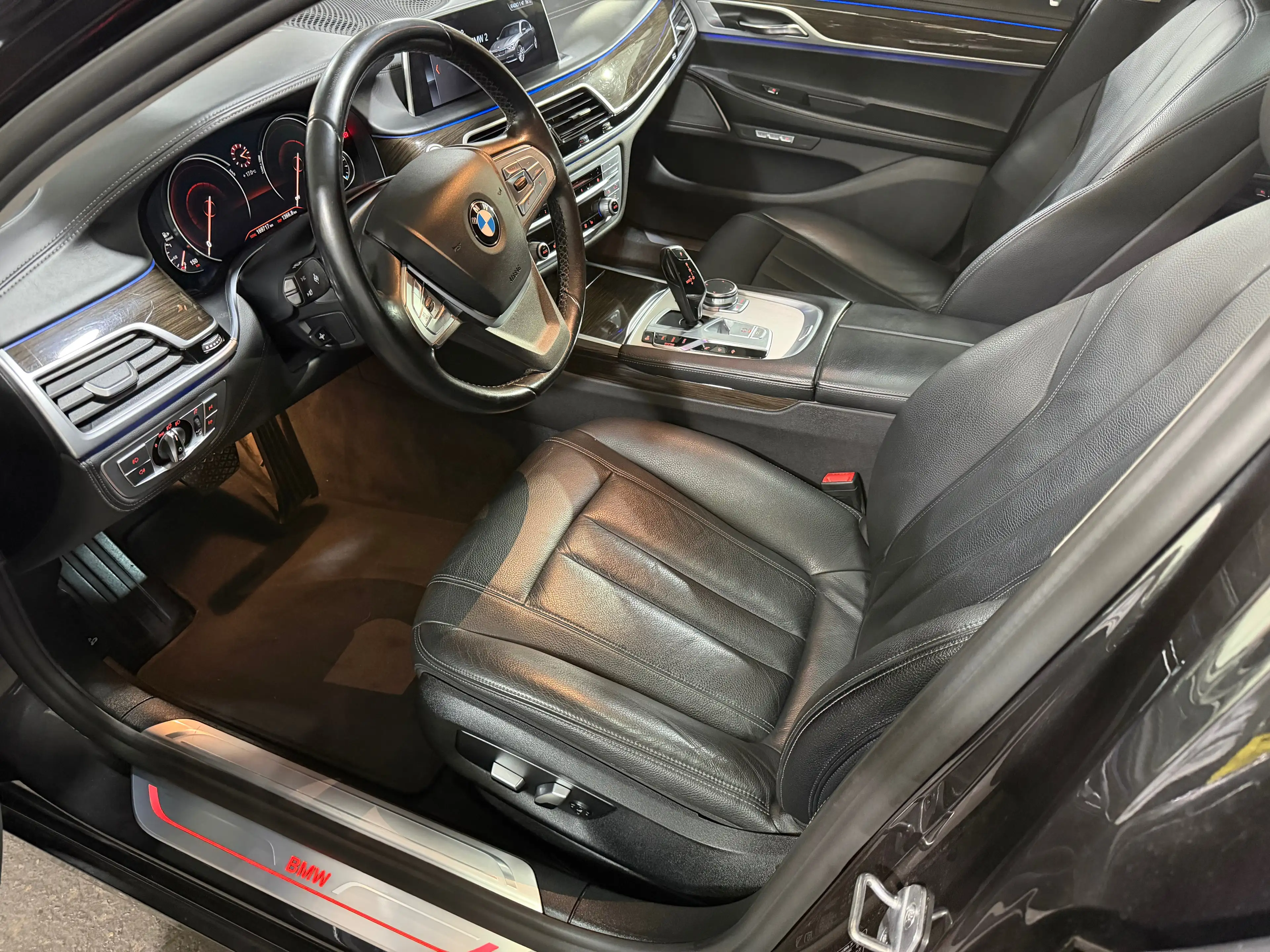 BMW 730 Long 730 dXASL — photo 7