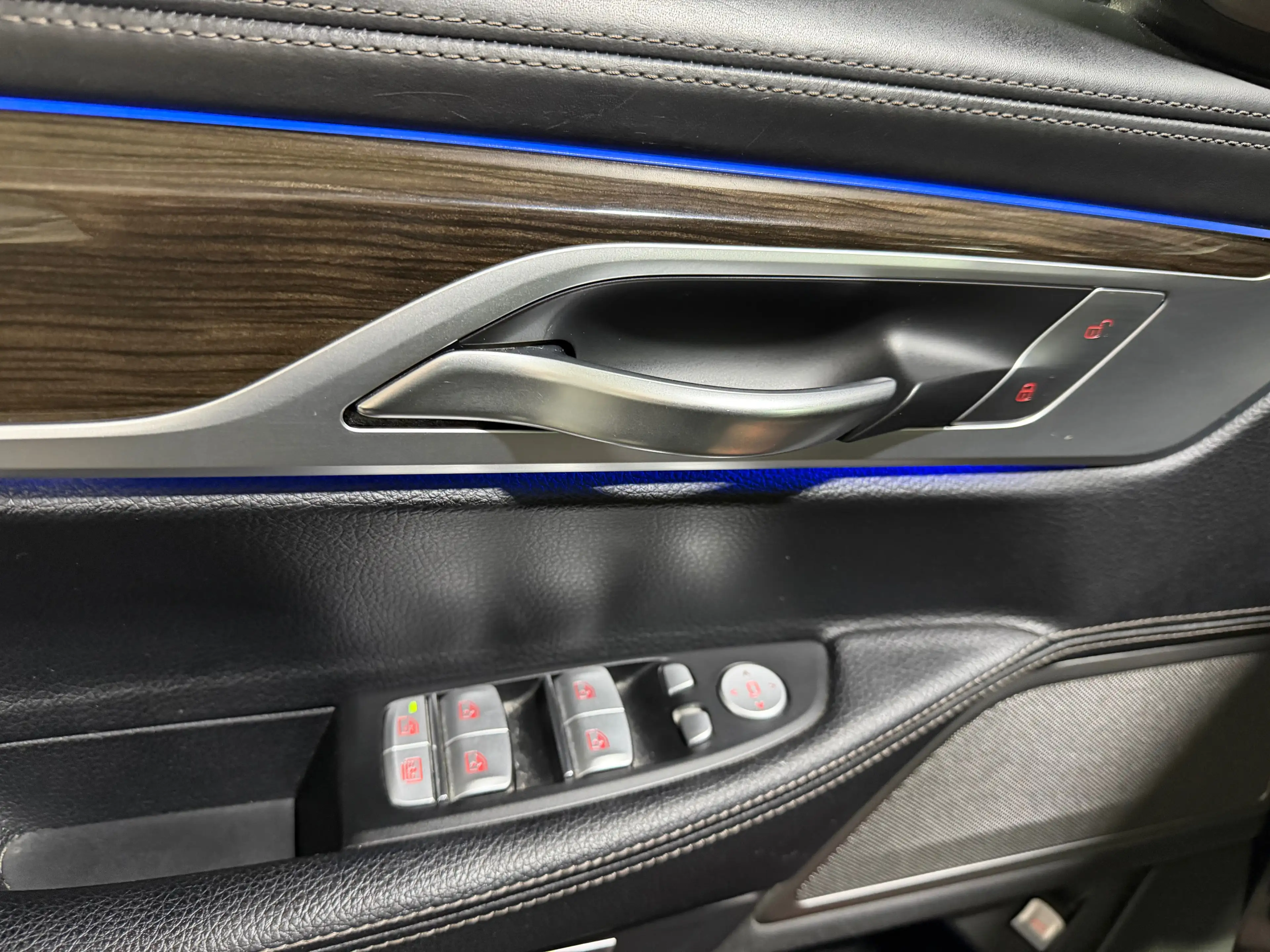 BMW 730 Long 730 dXASL — photo 9