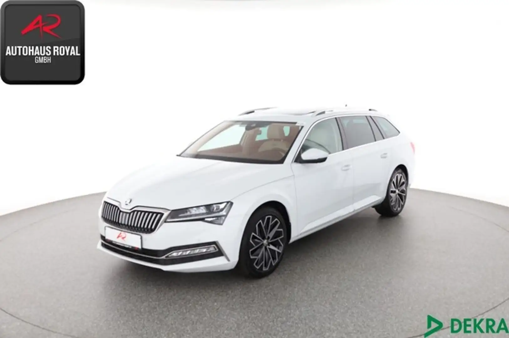 Skoda Superb 2.0 TDI LAURIN+KLEMENT 360GRAD,SITZKLIMA Bílá - 1