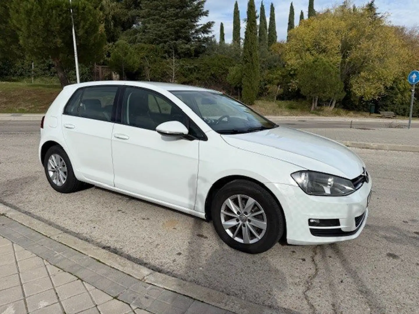 Volkswagen Golf Golf 1.6TDI CR Business 105 Business Blanco - 2