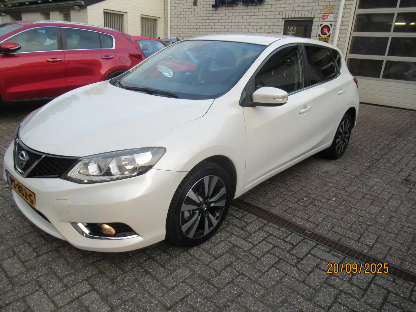 Nissan Pulsar 1.2 DIG-T N-Connecta Wit - 1