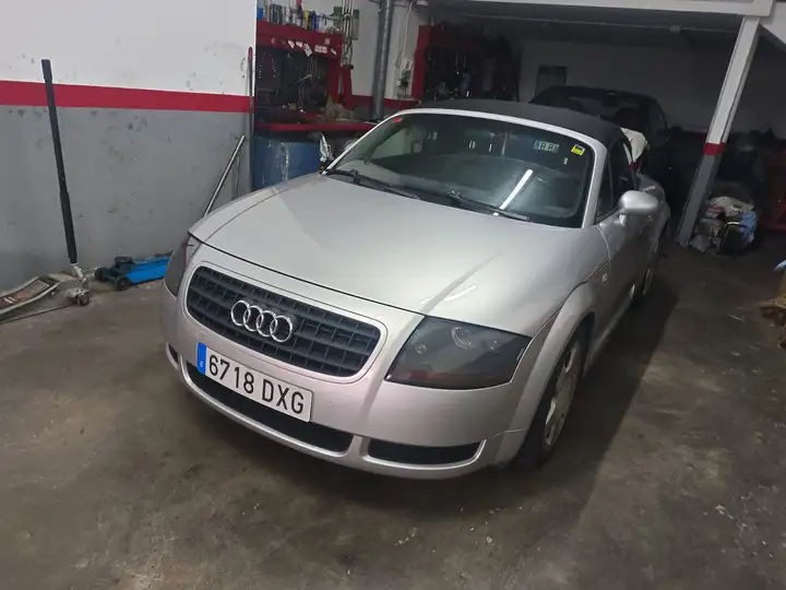Audi TT ROADSTER 1.8 2006, foto 2