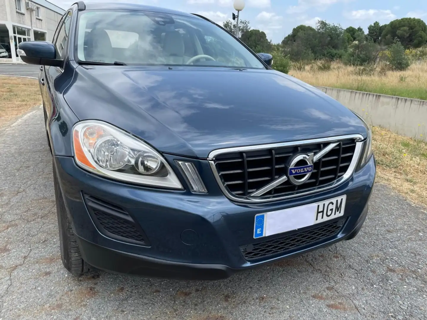 Volvo XC60 DRIVe Momentum Azul - 1