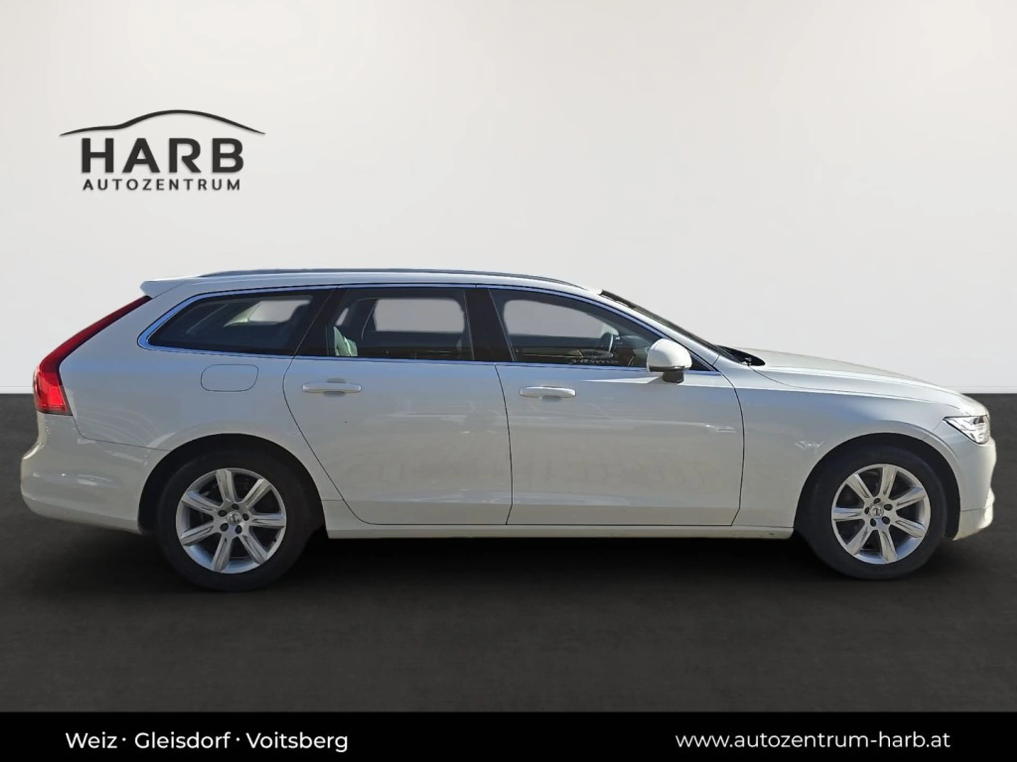 Volvo V90 D3 Geartronic Momentum — photo 9