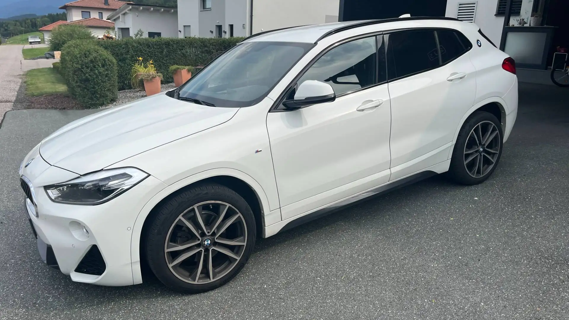 BMW X2 X2 sDrive18i Weiß - 1