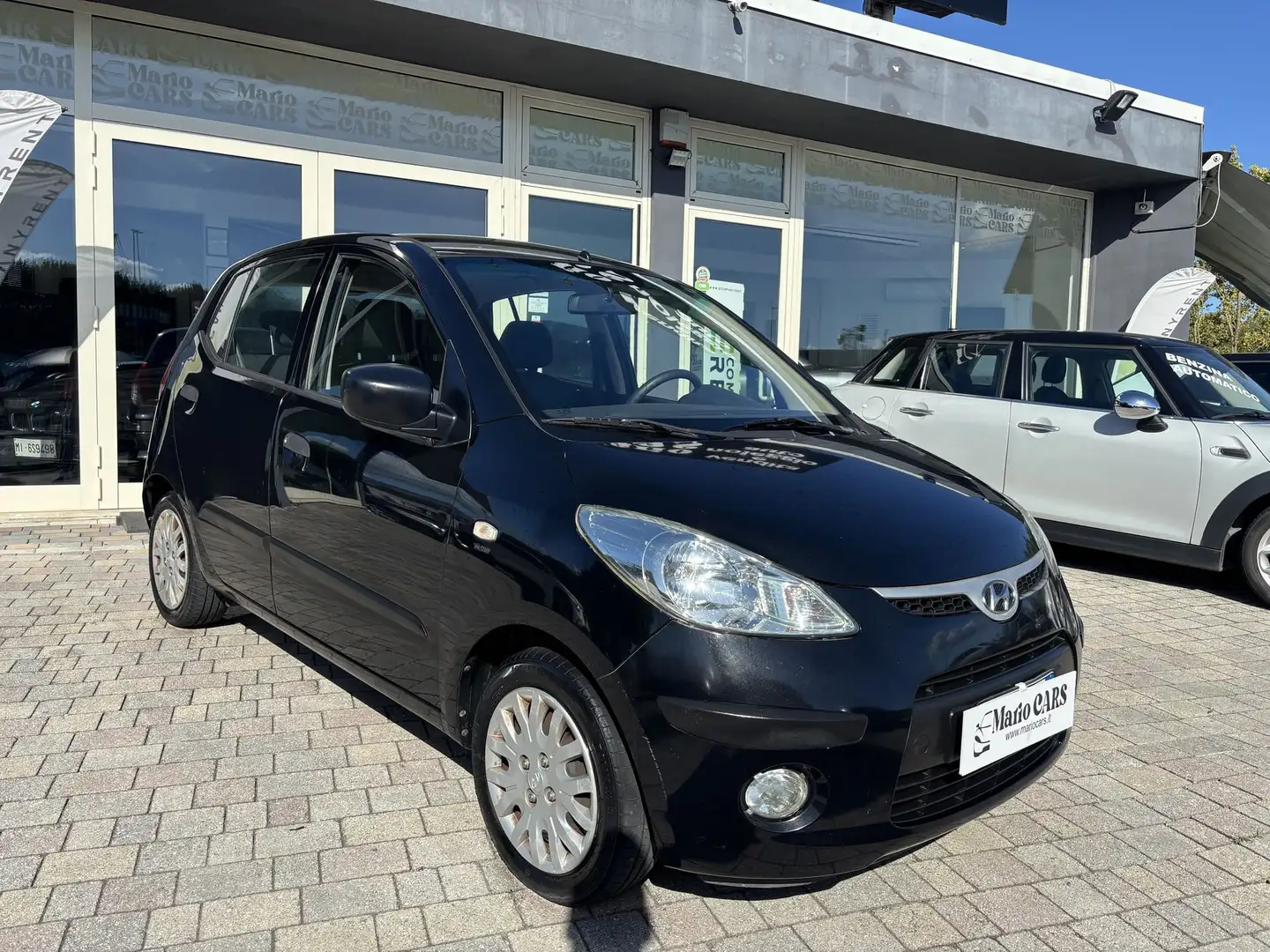Hyundai i10 i10 1.1 12V BlueDrive GPL Style Schwarz - 1