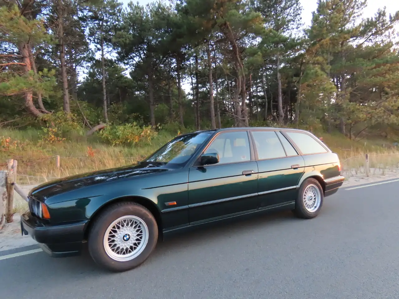 BMW 525i Touring handgeschakeld, foto 2