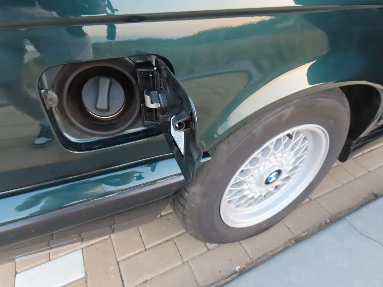 BMW 525i Touring handgeschakeld, foto 10